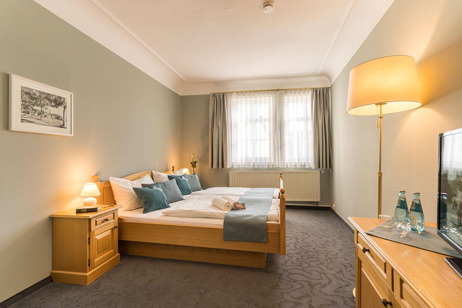 Hotel Ross Zwoenitz ภายนอก รูปภาพ